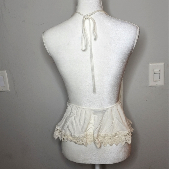 White halter blouse - Picture 2 of 12
